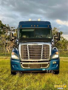 2017 Cascadia Freightliner Semi Truck Tv Florida for Sale