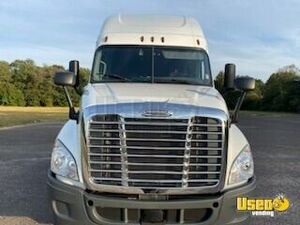 2017 Cascadia Freightliner Semi Truck Under Bunk Storage New Jersey for Sale