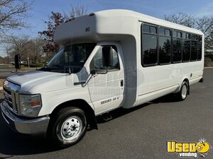 2017 E-450 Eldorado Non-cdl Wheelchair Shuttle Bus Shuttle Bus Exterior Lighting New York Gas Engine for Sale