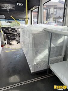 2017 E-450 Ice Cream Truck 25 Texas Gas Engine for Sale