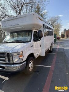 2017 E-450 Ice Cream Truck Hand-washing Sink Texas Gas Engine for Sale