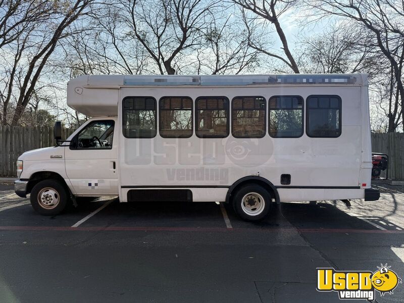 2017 E-450 Ice Cream Truck Texas Gas Engine for Sale