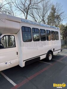 2017 E-450 Ice Cream Truck Upright Freezer Texas Gas Engine for Sale