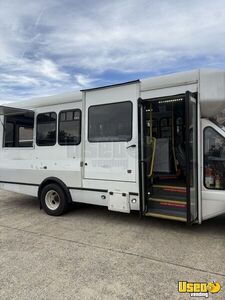 2017 E-450 Ice Cream Truck Water Tank Texas Gas Engine for Sale