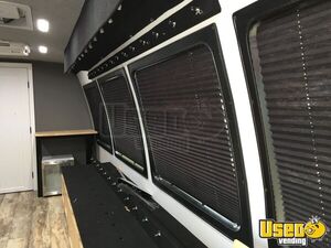 2017 E-450 Mobile Clinic Gas Engine Florida Gas Engine for Sale