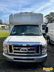 2017 E-450 Shuttle Bus Wheelchair Lift South Carolina Gas Engine for Sale