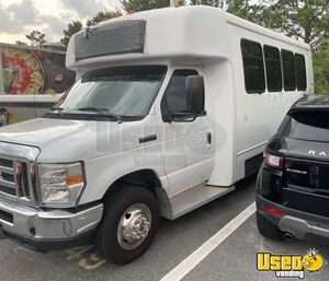 2017 E350 Mobile Barbershop Mobile Hair Salon Truck Air Conditioning Florida Gas Engine for Sale