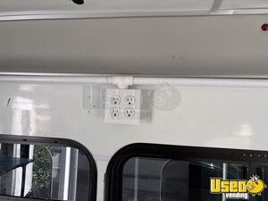 2017 E450 Ice Cream Truck Electrical Outlets Texas Gas Engine for Sale