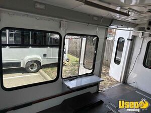 2017 E450 Ice Cream Truck Hand-washing Sink Texas Gas Engine for Sale