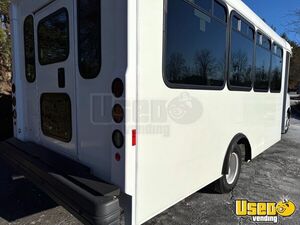2017 Express 4500 Arboc Non-cdl Wheelchair Shuttle Bus Shuttle Bus Breaker Panel New York Gas Engine for Sale