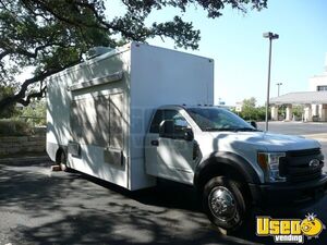 2017 F-550 Food Truck All-purpose Food Truck Texas Diesel Engine for Sale
