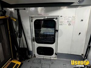 2017 F-550 Wheelchair Shuttle Bus Shuttle Bus 15 New York Gas Engine for Sale