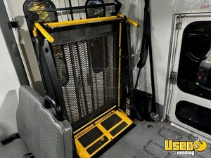 2017 F-550 Wheelchair Shuttle Bus Shuttle Bus 16 New York Gas Engine for Sale