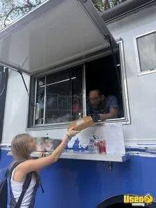 2017 F59 Pizza Food Truck Spare Tire Florida Gas Engine for Sale