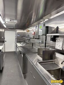 2017 Ford Catering Food Truck Backup Camera Michigan Gas Engine for Sale