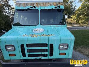 2017 Ford Catering Food Truck Insulated Walls Michigan Gas Engine for Sale