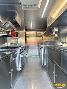 2017 Freightliner All-purpose Food Truck Stainless Steel Wall Covers California Diesel Engine for Sale