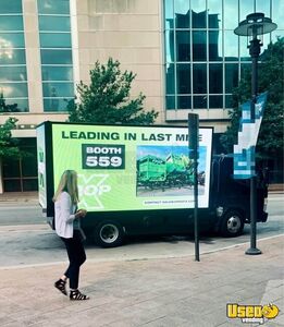 2017 Fuso Fe 130 Mobile Billboard Truck 18 Texas Diesel Engine for Sale