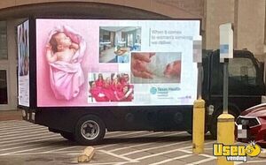 2017 Fuso Fe 130 Mobile Billboard Truck 20 Texas Diesel Engine for Sale