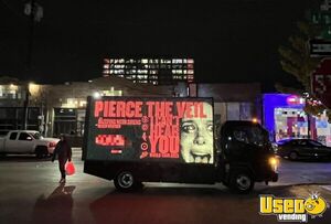 2017 Fuso Fe 130 Mobile Billboard Truck 24 Texas Diesel Engine for Sale