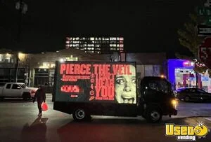 2017 Fuso Fe 130 Mobile Billboard Truck 24 Texas Diesel Engine for Sale