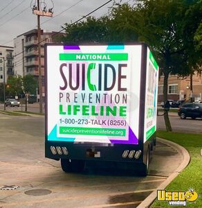 2017 Fuso Fe 130 Mobile Billboard Truck 9 Texas Diesel Engine for Sale