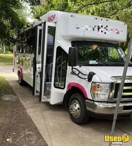 2017 Goshen Mobile Boutique Spare Tire Ohio Gas Engine for Sale