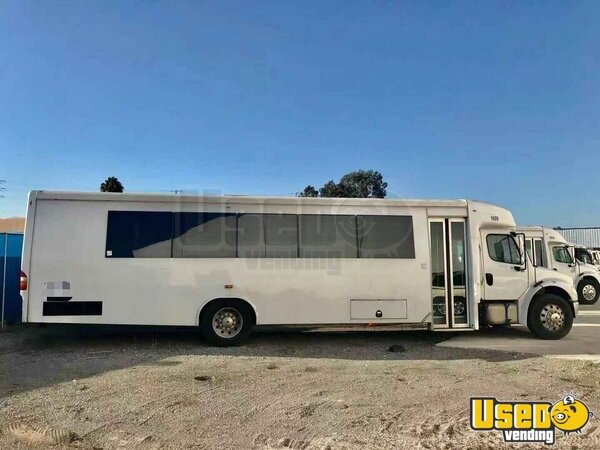 2017 M2 Shuttle Bus Shuttle Bus California Diesel Engine for Sale