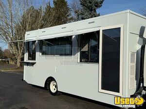 2017 Med Duty Nrr Coffee & Beverage Truck Cabinets Oregon Diesel Engine for Sale