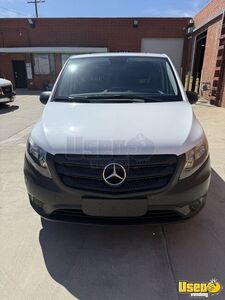 2017 Metris Cleaning Van Interior Lighting California Gas Engine for Sale
