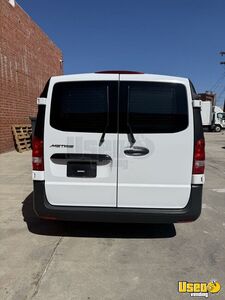 2017 Metris Cleaning Van Water Tank California Gas Engine for Sale