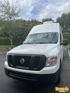 2017 Nv2500 Pet Care / Veterinary Truck Diamond Plated Aluminum Flooring Florida Gas Engine for Sale
