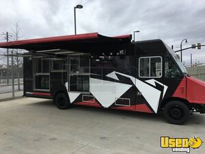 2017 P1200 Kitchen Food Truck All-purpose Food Truck Air Conditioning Georgia Gas Engine for Sale