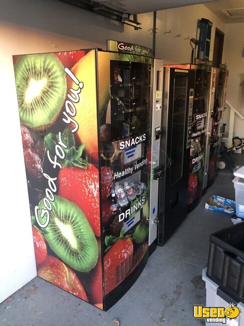 2017 Seaga Hy900 Healthy You Vending Combo Missouri for Sale