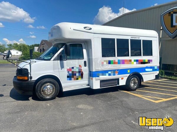 2017 Shuttle Bus Shuttle Bus Illinois Gas Engine for Sale