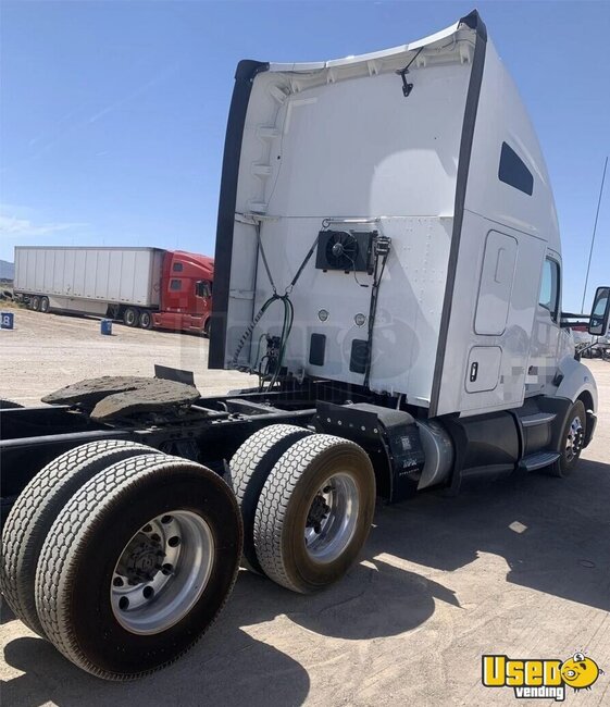 2017 T680 Kenworth Semi Truck Fridge Texas for Sale