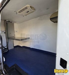 2017 Transit 150 Pet Care / Veterinary Truck Interior Lighting California Gas Engine for Sale
