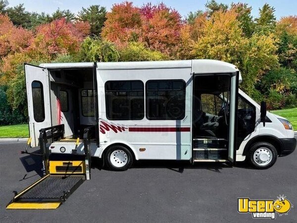 2017 Transit T-350 Hd Wheelchair Shuttle Bus Shuttle Bus New York Gas Engine for Sale