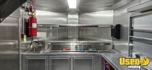 2017 V-nose Kitchen Food Trailer Flatgrill New Mexico for Sale