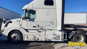 2017 Vnl Volvo Semi Truck 2 Illinois for Sale