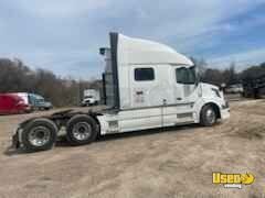 2017 Vnl Volvo Semi Truck 3 Texas for Sale