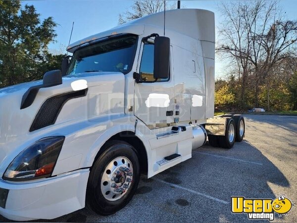 2017 Vnl Volvo Semi Truck Maryland for Sale
