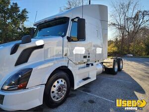 2017 Vnl Volvo Semi Truck Maryland for Sale