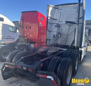 2017 Vnl Volvo Semi Truck Microwave Illinois for Sale