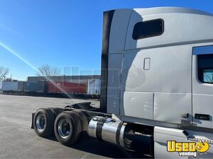 2017 Volvo Semi Truck 4 New Jersey for Sale