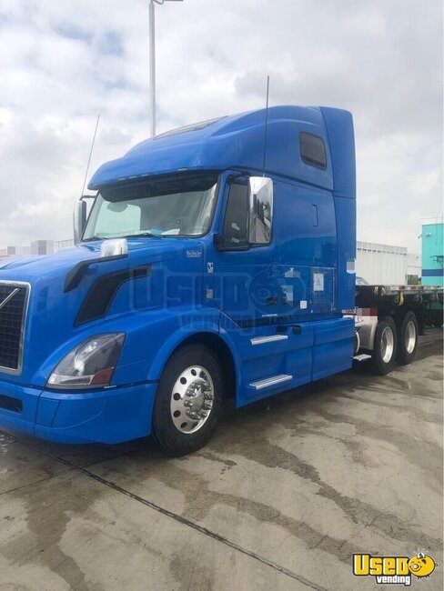 2017 Volvo Semi Truck Texas for Sale