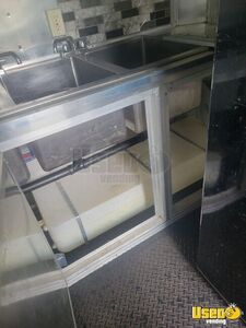2017 Vt8 Kitchen Food Trailer Electrical Outlets Texas for Sale
