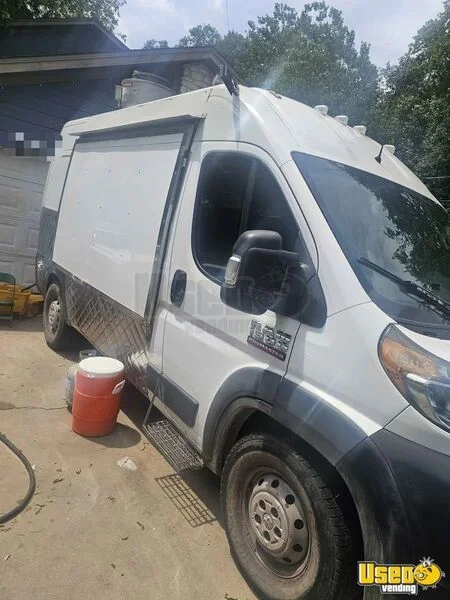 2018 1500 Food Truck / Mobile Kitchen Texas Gas Engine for Sale