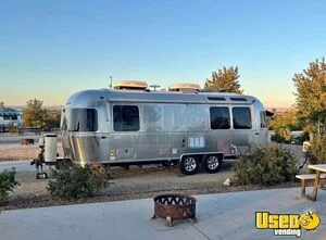 2018 Airstream Flying Cloud Tiny Home Trailer with Bathroom for Sale in Oregon!