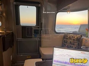 2018 2018 Airstream Flying Cloud Airstream Sound System Oregon for Sale